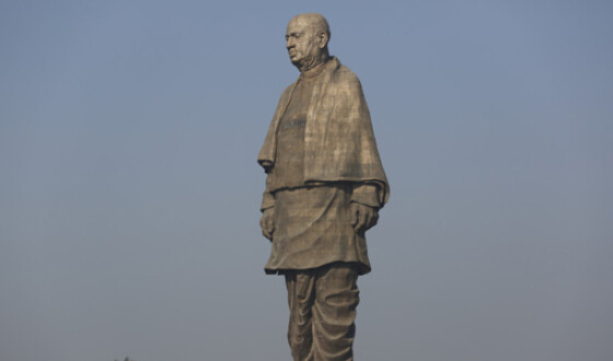 Самую высокую в мире статую установили в Индии
