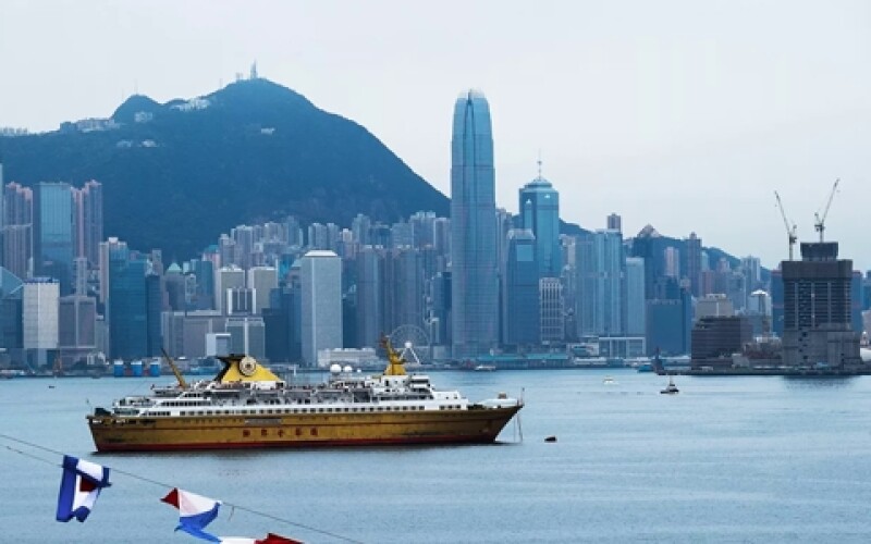 Гонконгський Діснейленд знову закрився через COVID-19