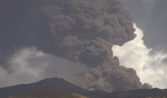 В Італії на острові Сицилія відбулося виверження вулкана Етна