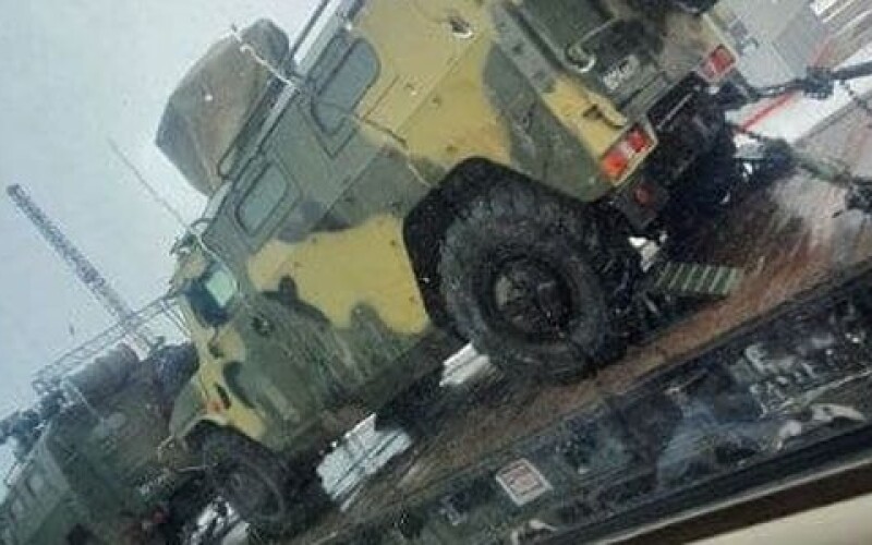 Неподалік від українського кордону були помічені ешелони російської військової техніки