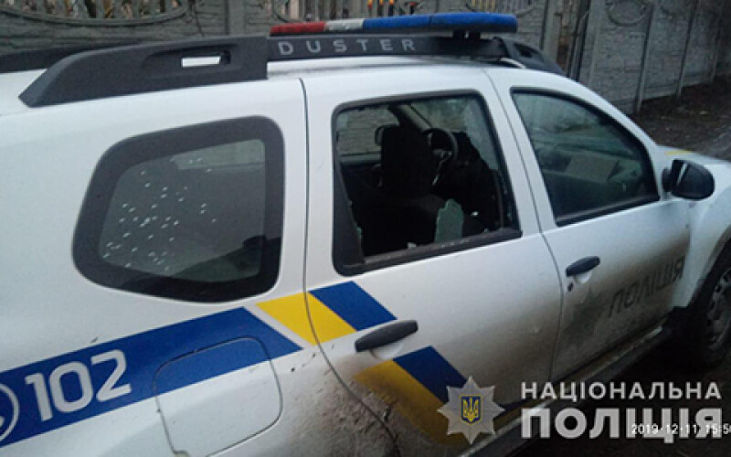 На Київщині зловмисник стріляв по екіпажу поліції