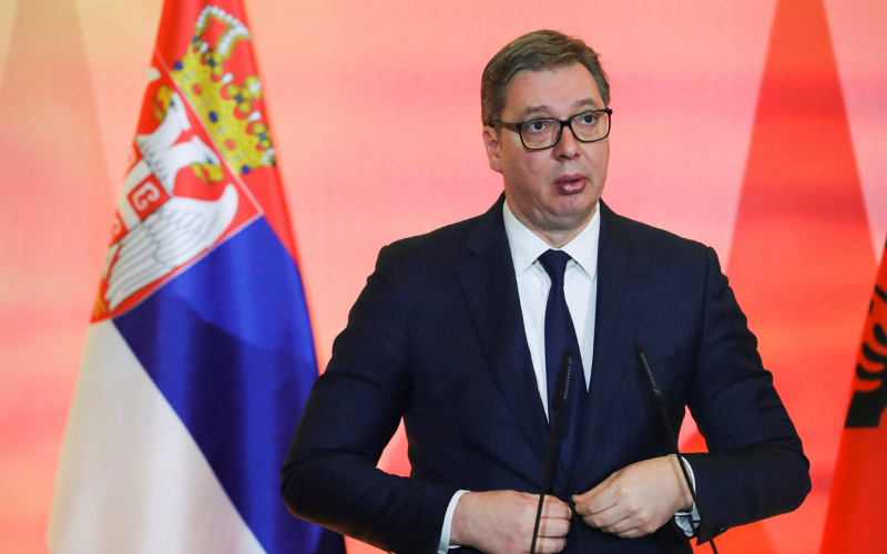 Президент Сербії достроково перервав візит до США через погіршення здоров’я