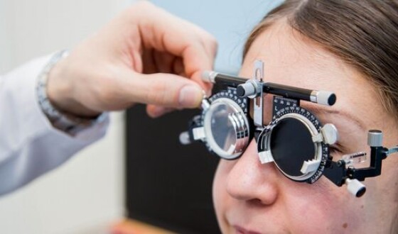 Австралийка потеряла зрение из-за просроченной на 20 лет туши