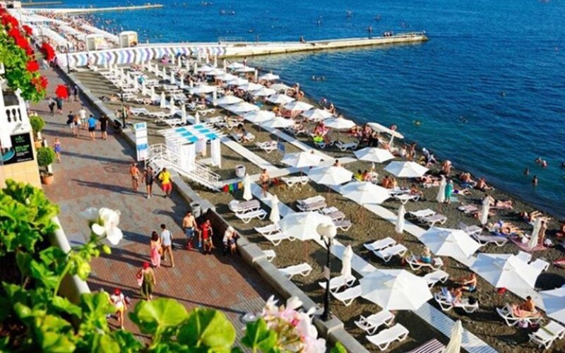 У Сочі евакуювали людей із пляжу через загрозу дронів