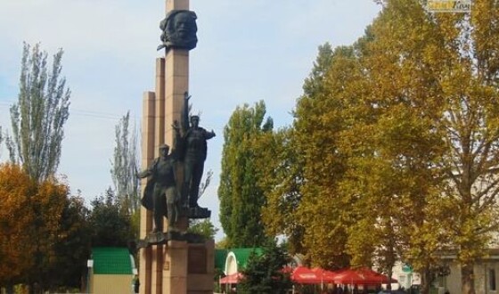 У Миколаєві міська рада дозволила демонтувати барельєф Леніну в місті