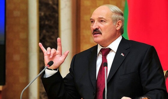 Лукашенко летить до Москви