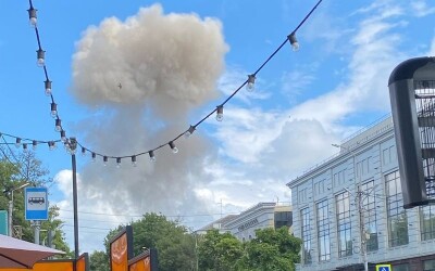 У Таганрозі після вибухів зникло світло