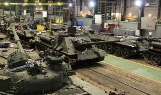 Росія планує довгу війну в Україні та перезапускає оборонну промисловість