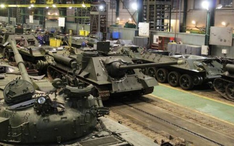 Росія планує довгу війну в Україні та перезапускає оборонну промисловість