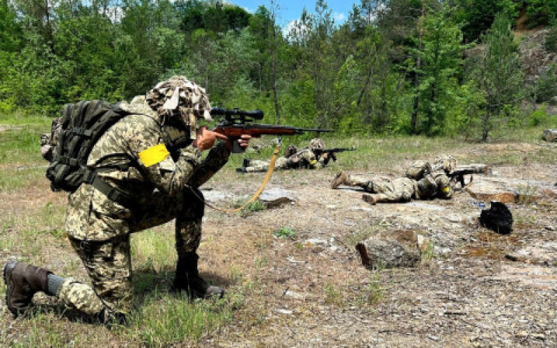 На Півдні ЗСУ знищили групу російських десантників та 11 одиниць військової техніки