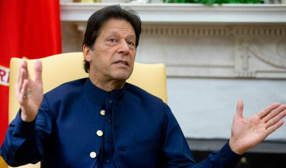 Парламент Пакистану проголосував за вотум недовіри прем&#8217;єру Імрану Хану