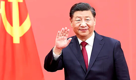 У Китаї відреагували на заяву Байдена, який назвав Сі Цзіньпіна диктатором