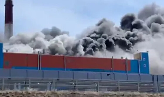 У росії загрожує екологічне лихо через пожежу на Сахалінській електростанції