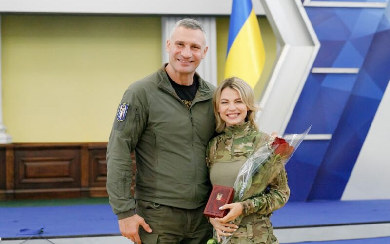 Кличко вручив державні нагороди кращим киянам &#8211; представникам різних професій