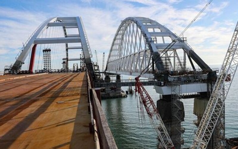 Азовское море обмелеет из-за Крымского моста