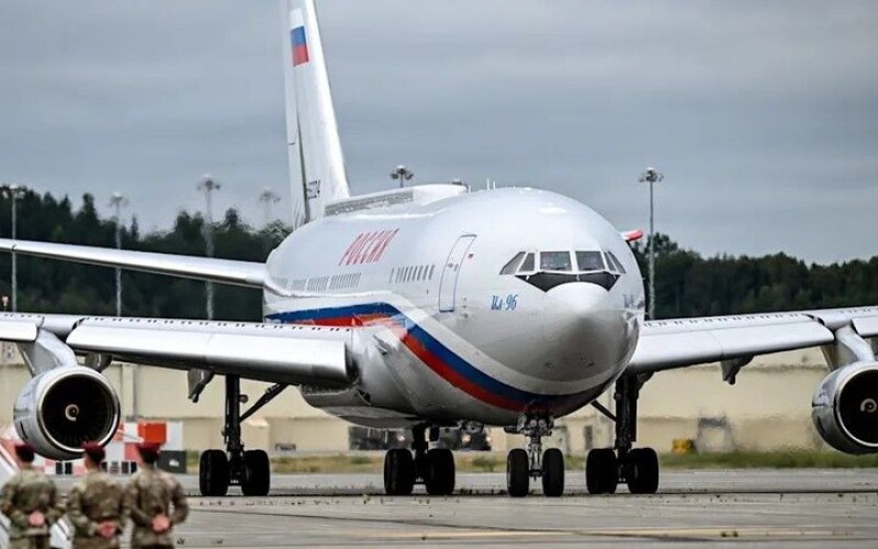Через санкції російській делегації довелося оплачувати паливо для літака готівкою