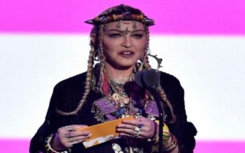 Зрители высмеяли Мадонну