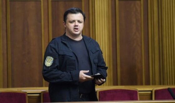 Колишній депутат Семен Семенченко проходив у справі за підозрою в подвійному вбивстві