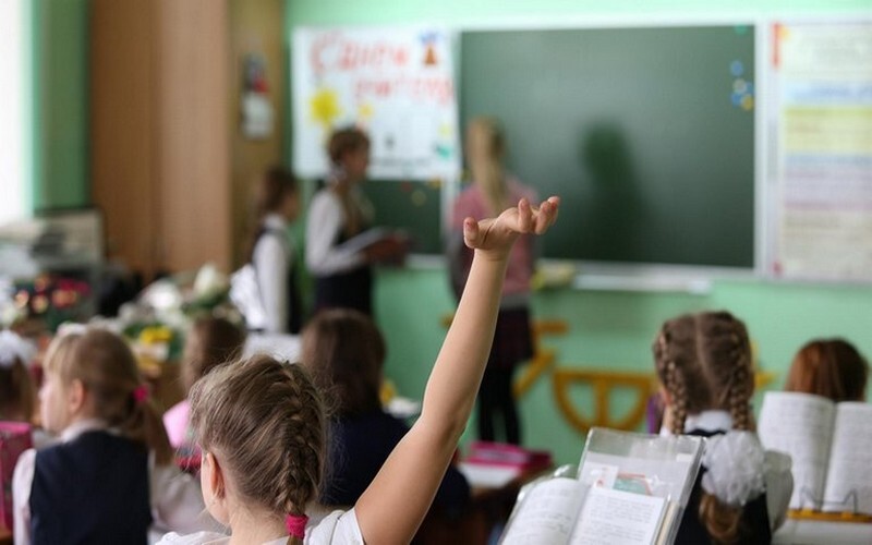 У київських школах будуть навчатись офлайн 240 тисяч школярів 