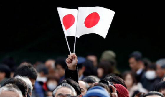 У Японії спостерігають підвищену явку на виборах до парламенту