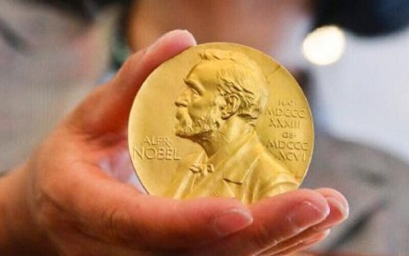 У Японії помер лауреат Нобелівської премії з літератури