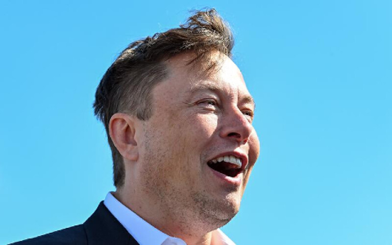 Ілон Маск заявив, що шанси вижити у компанії Tesla становили 10%