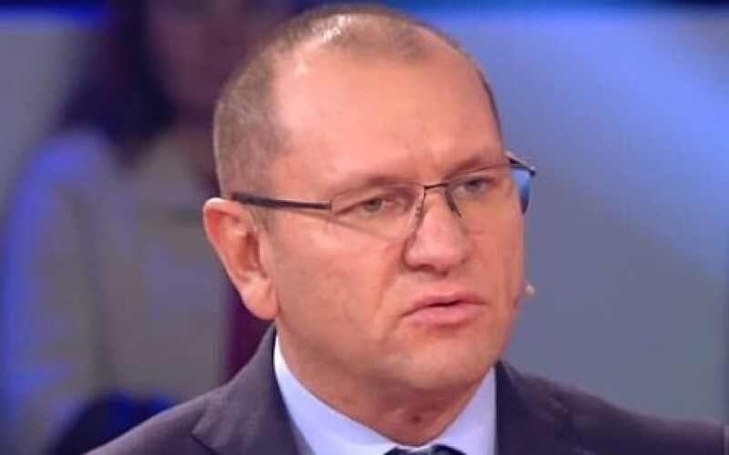 СБУ звинувачує у державній зраді народного депутата Євгена Шевченка