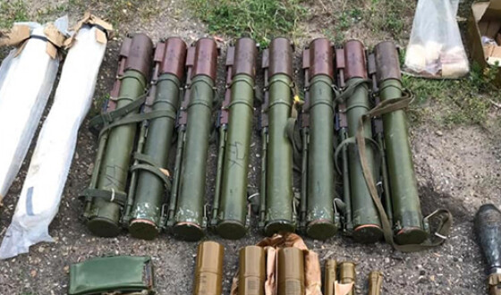 На Луганщині вилучили склад боєприпасів