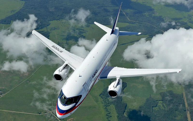 Вперше для РФ поставлять літаки Superjet 100 зі старими двигунами
