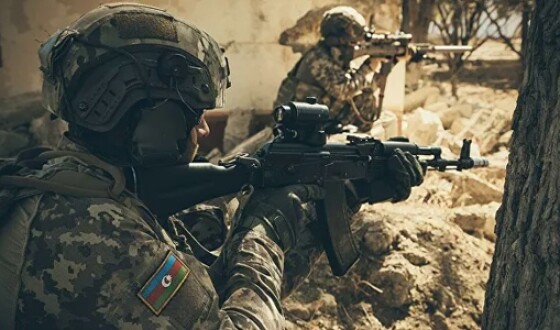 На кордоні між Вірменією та Азербайджаном поновилися бойові дії