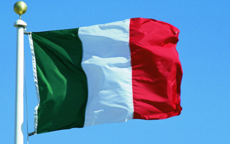Италия отменила почти все ограничения, введенные из-за COVID-19