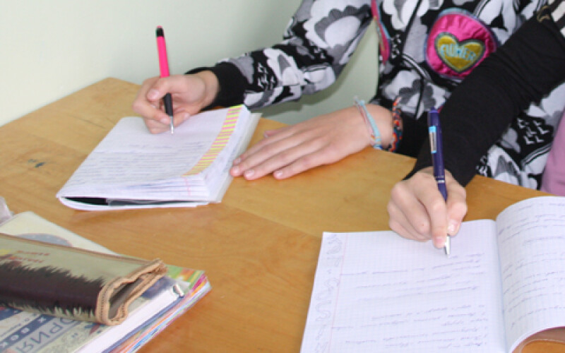 В Україні масово закривають школи на карантин