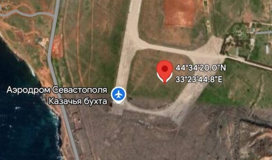 На аеродромі «Херсонес» у Севастополі фіксують масштабну пожежу