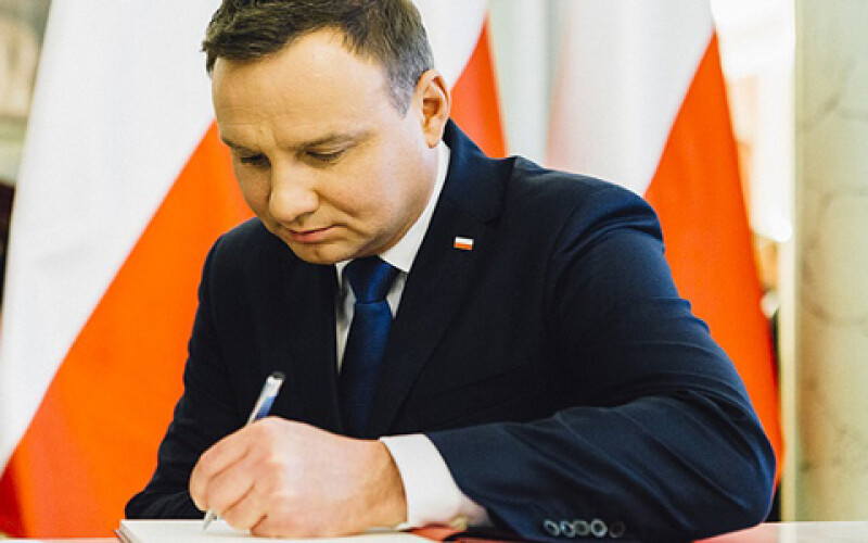 В Польше подписан закон об экологическом сборе при продаже полиэтиленовых пакетов