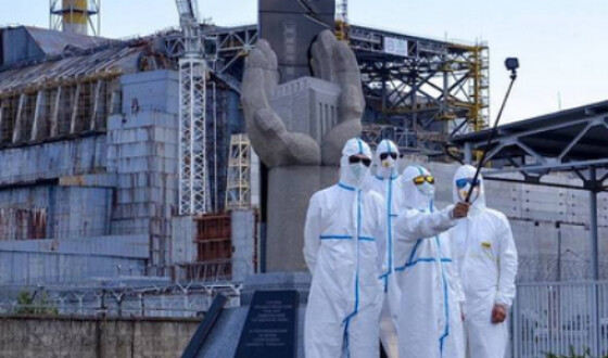 Російські окупанти захопили Чорнобильську атомну електростанцію