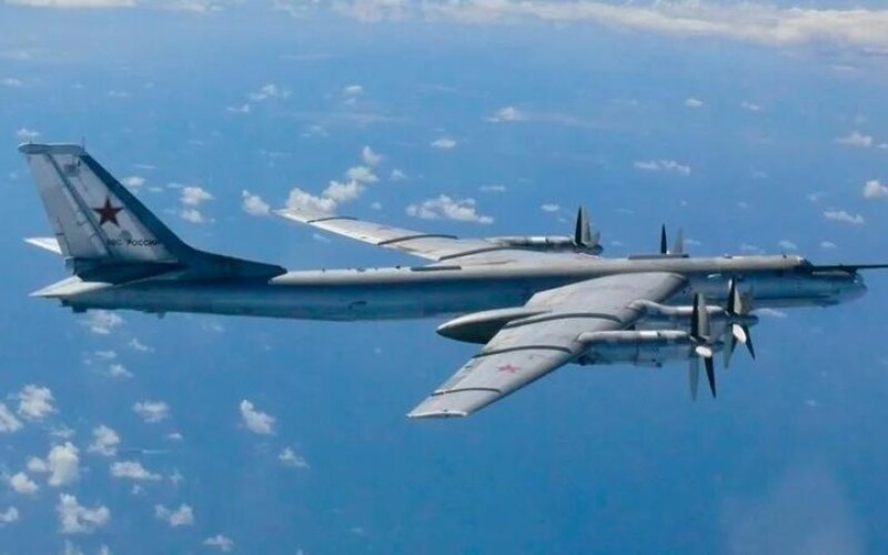 США та Канада підняли свої літаки для перехоплення російських бомбардувальників у Аляски