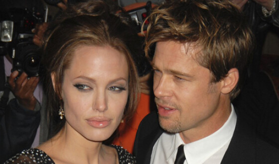 Джоли и Питту предрекли новый конфликт