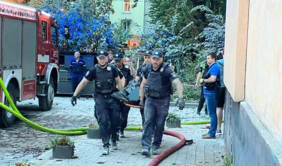 У Львові терористи рф влучили ракетою у багатоповерхівку: є загиблі