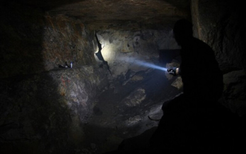 Шаман 15 лет прятал секс-рабыню в пещере