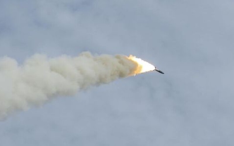 Російські окупанти вдарили ракетами по Дніпру