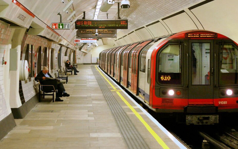 У Лондоні вирішили відкрити зачинену з 1860 року станцію метро