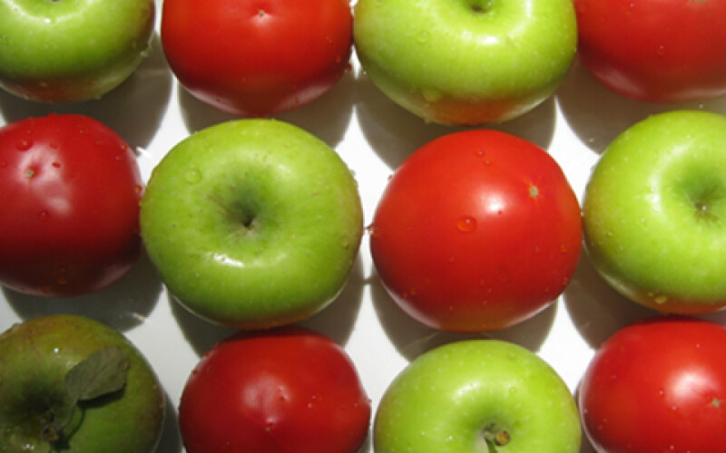 Украина будет экспортировать в Малайзию помидоры и яблоки