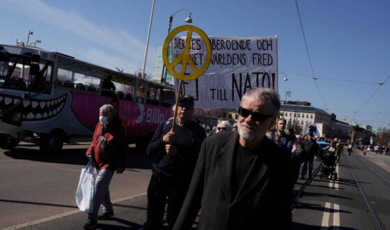 Сотні мешканців Швеції вийшли на демонстрації проти вступу країни до НАТО