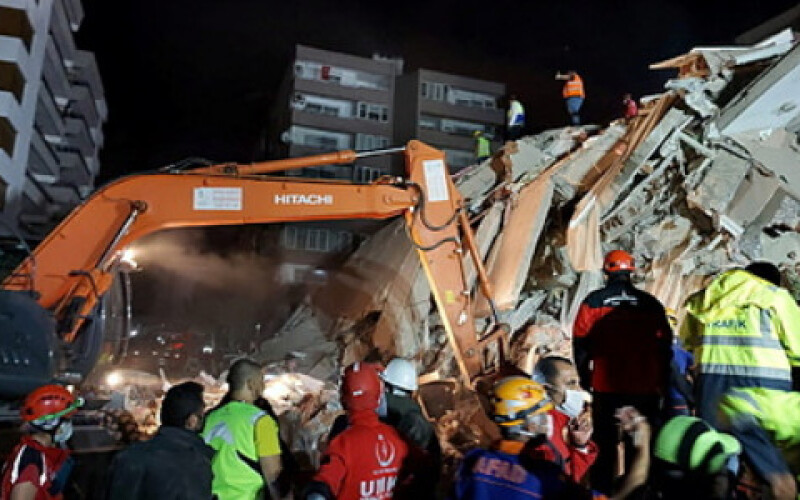 У Туреччині під час землетрусу загинули люди