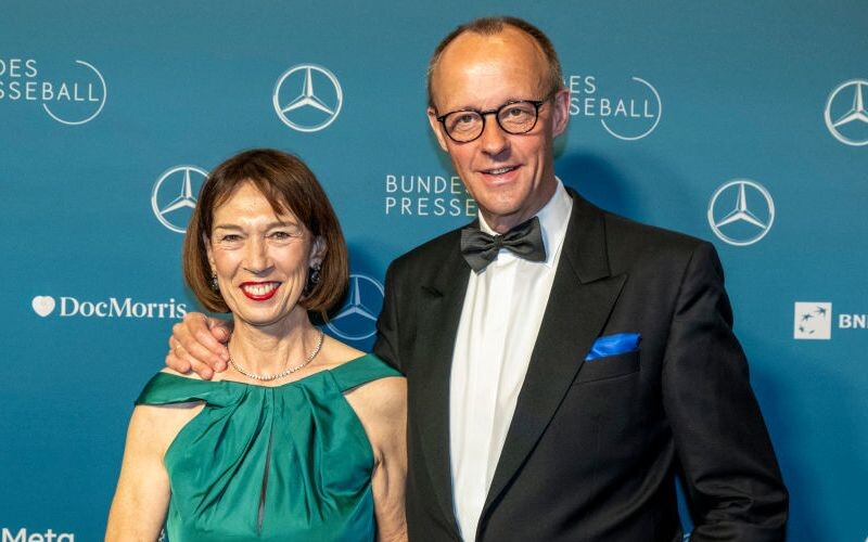 Перша леді Туреччини наполягає на присутності дружини Фрідріха Мерца у дипломатичній поїздці