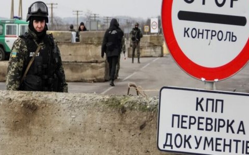Украина закрыла въезд 1500 иностранцам