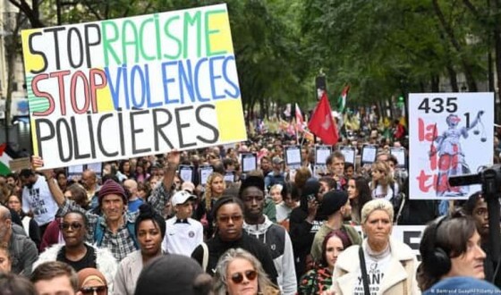 У Франції спалахнули протести щодо так званого «поліцейського насильства»