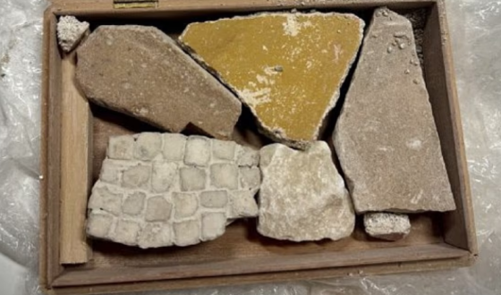 Британський турист повернув реліквії з Помпеї, викрадені його «дядьком» 50 років тому