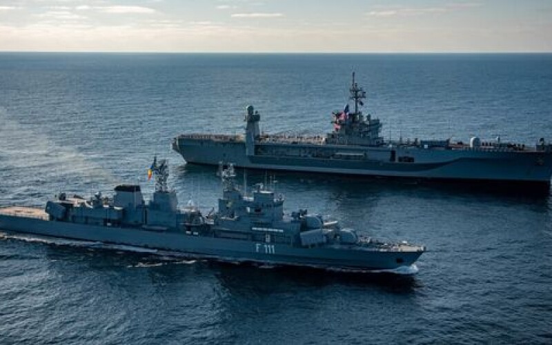 Українські кораблі разом із кораблями НАТО відпрацьовують маневри на Чорному морі