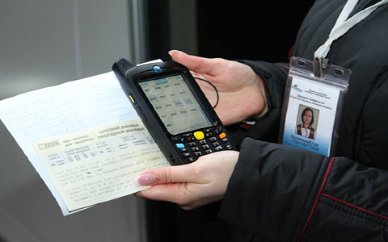 «Укрзализныця» возобновила услугу онлайн-возврата электронных билетов